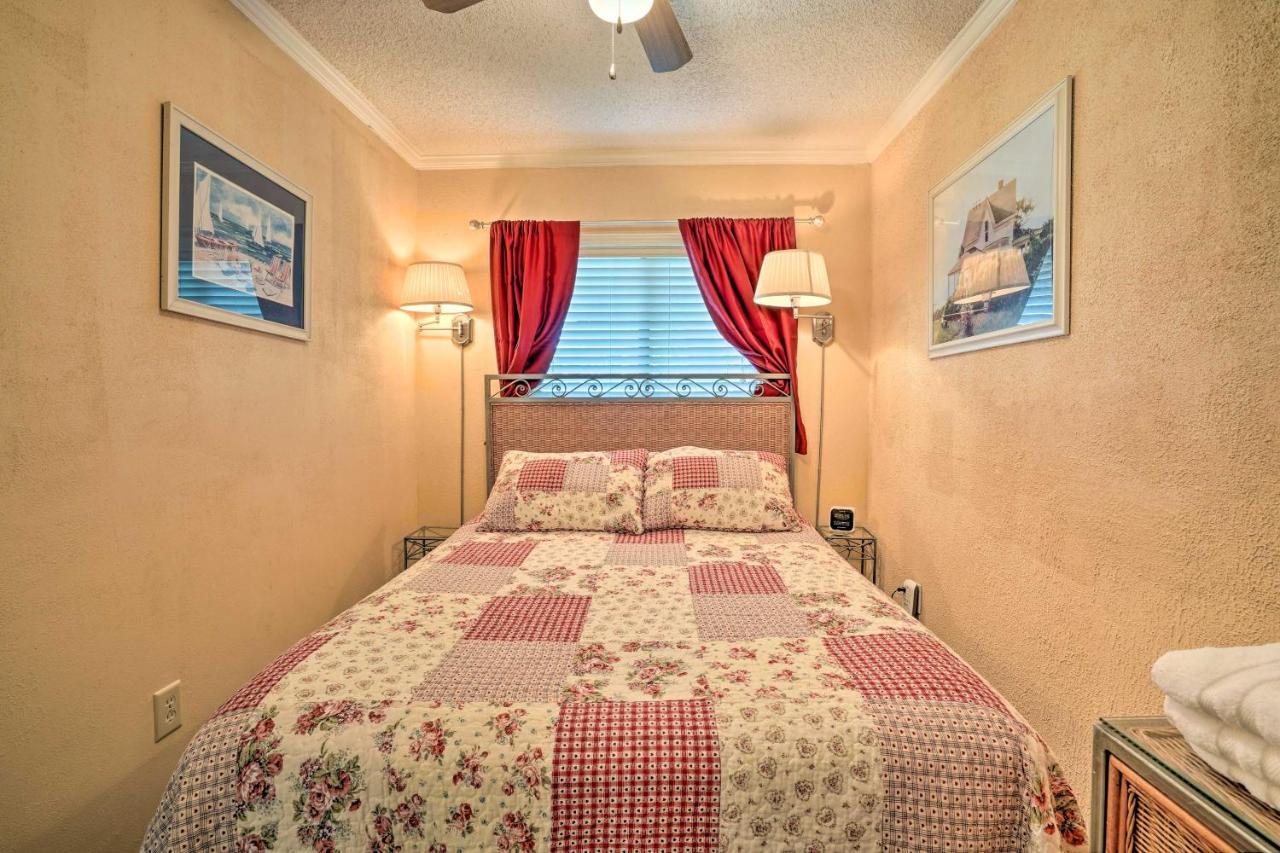 Isle Of Palms Beachfront Condo With Balcony And Pool! Eksteriør bilde